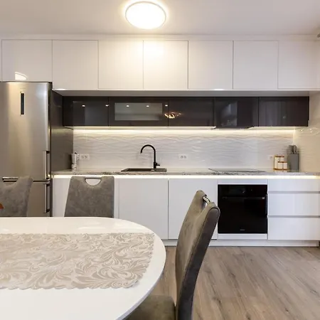 Appartement Tomy *