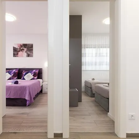 Appartement Tomy *
